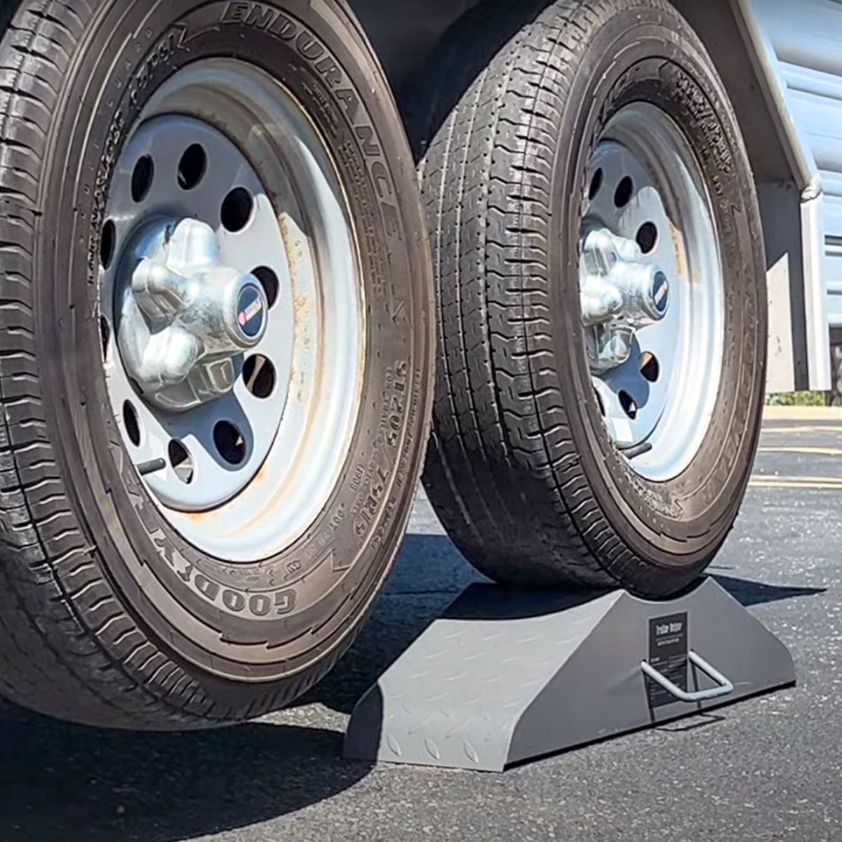 Trailer Helper Tandem Tire Changing Ramp | – Paddock Saddlery